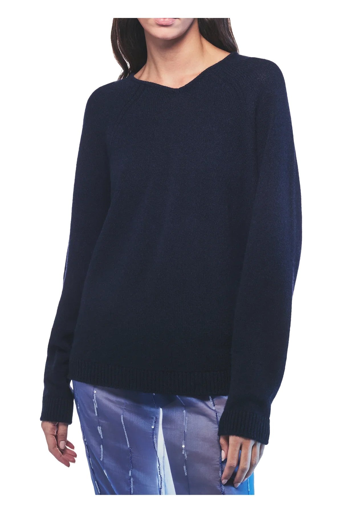 LIVIANA CONTI F5WC85 “DEMETRA” – Maglia blu scollo a V corto in cashmere/seta (62 cm)