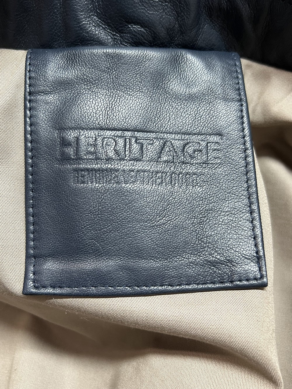 HERITAGE MP091-NP – Giubbino donna in pelle nappa blu, slim, zip e tasche (53 cm) – Made in Italy