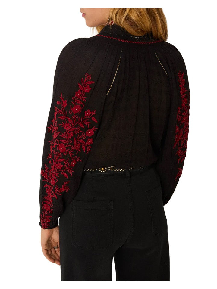 MAISON HOTEL Camicia Donna Nera Tessuto Operato con Ricami Bordeaux – GRETA BLOUSE